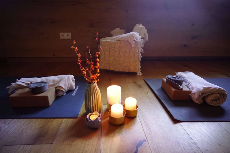 Abendausklang: Klangbad, Vortrag, oder einfach Zeit für dich beim Wohlfühlpfade Fastenretreat